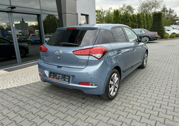 Hyundai i20 cena 41900 przebieg: 119000, rok produkcji 2016 z Żnin małe 191